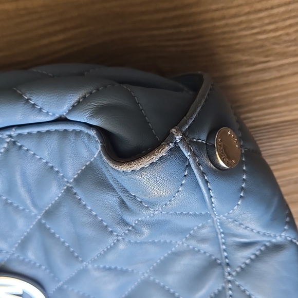 Michael Kors Susannah Small North South Tote - Picture 9 of 12